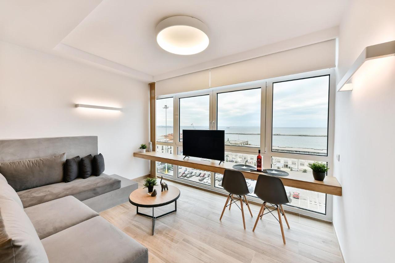 Porto Sea View Apartment *